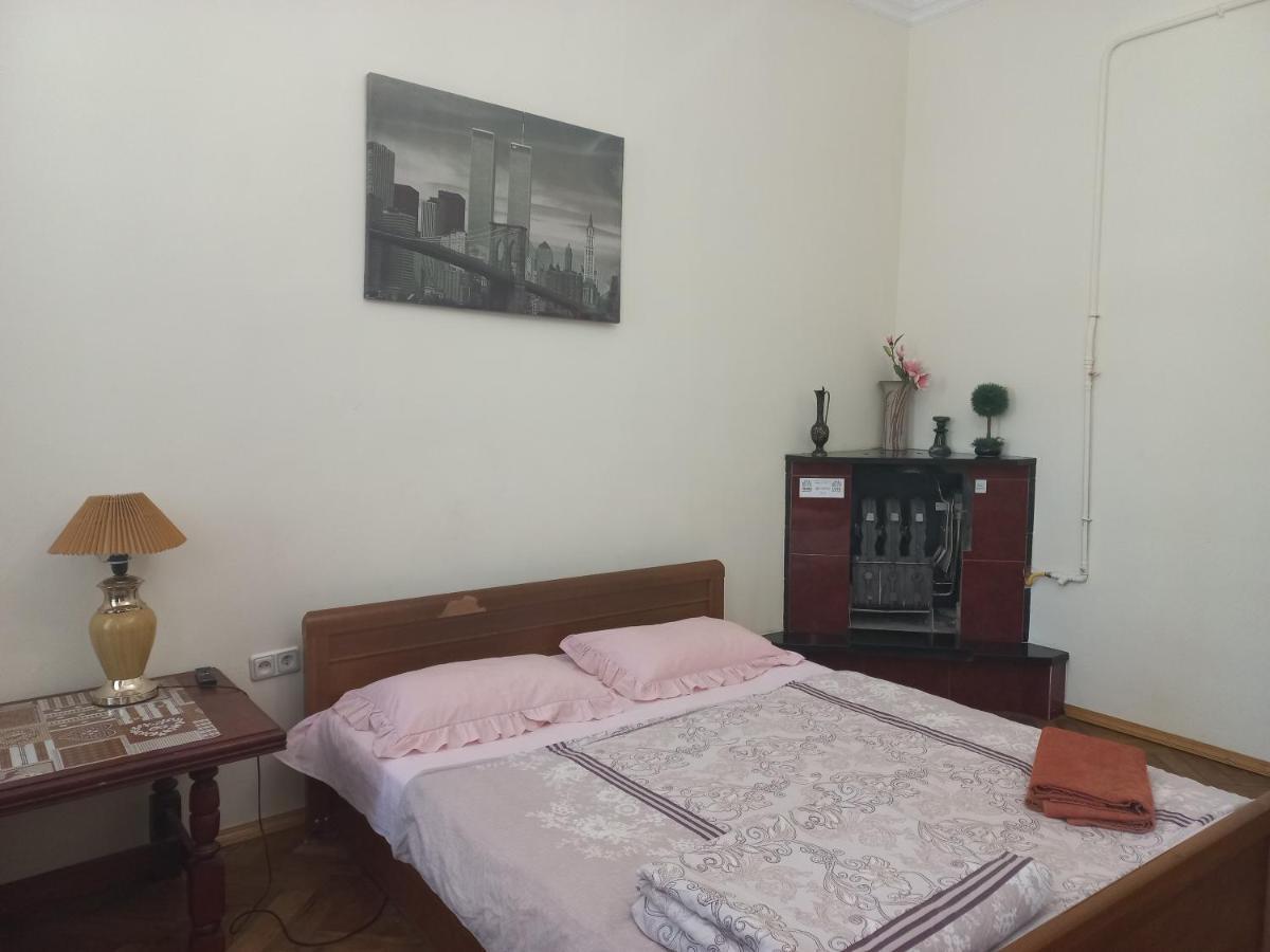 Затишна Оселя Διαμέρισμα Λβιβ Εξωτερικό φωτογραφία